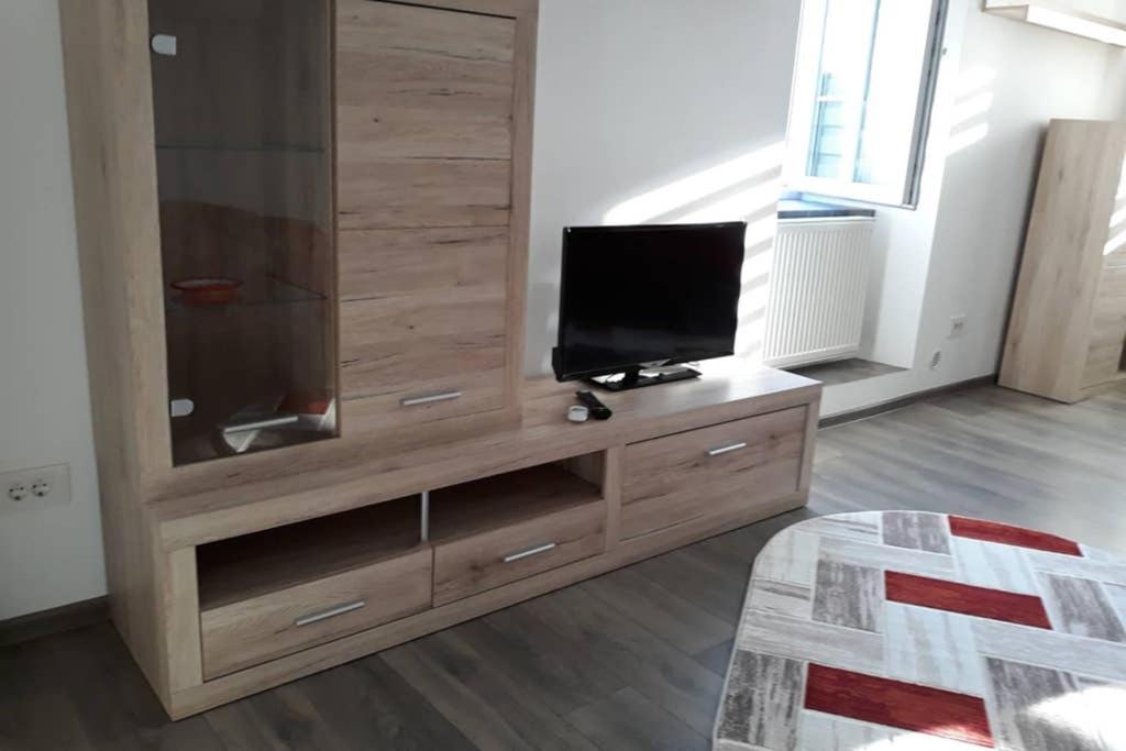Zsizelle Rezidence Apartamento Braşov Exterior foto